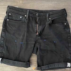 W 31 Levi 541 black jean shorts